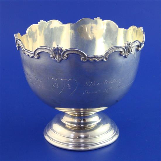 A 1930s silver presentation pedestal rose bowl, 14.5 oz.